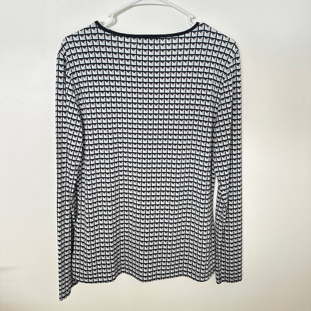 Liz Claiborne Geometric Print Top Black White Long Sleeve Blouse Medium - Picture 3 of 7